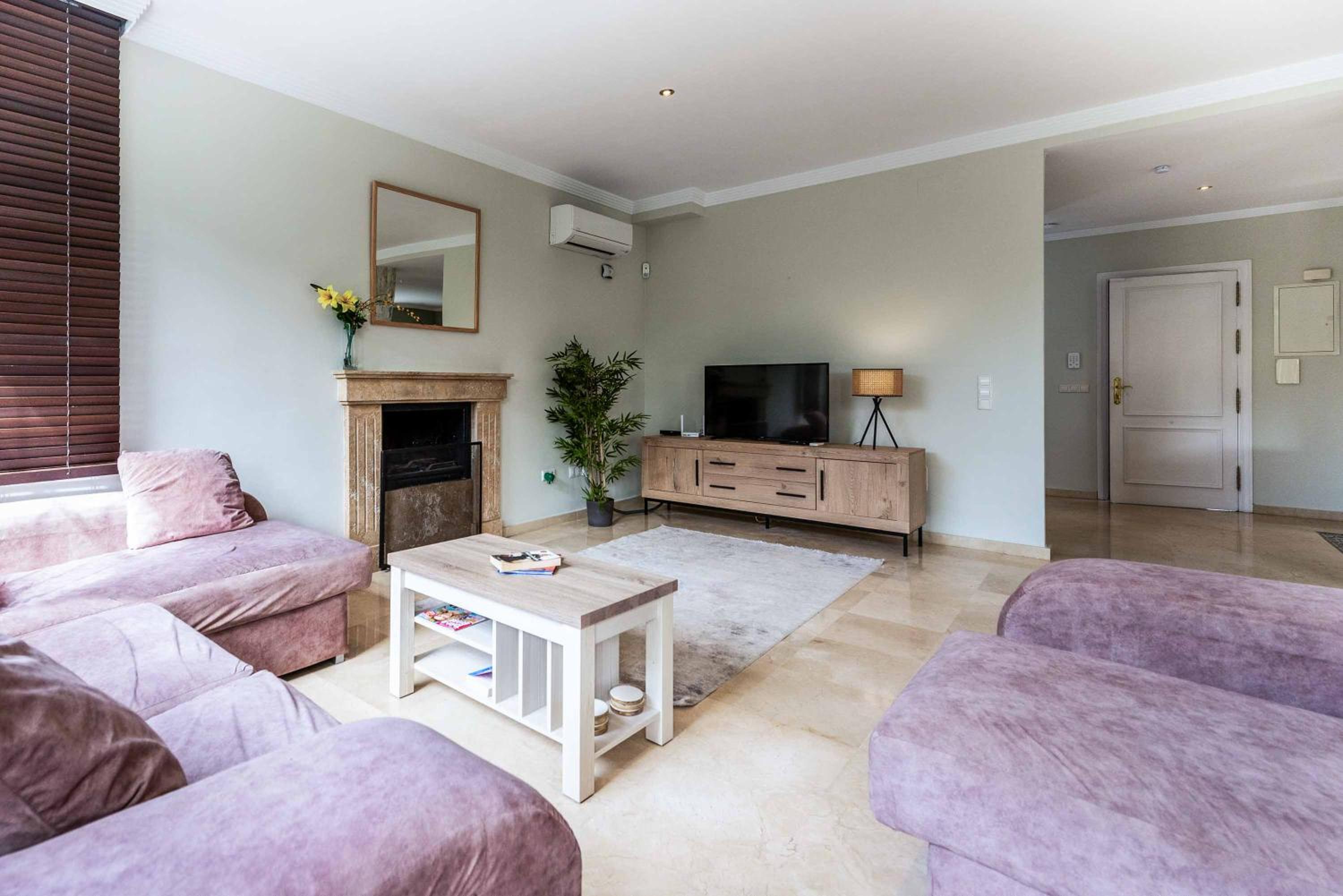 Villa Moongate photo 2