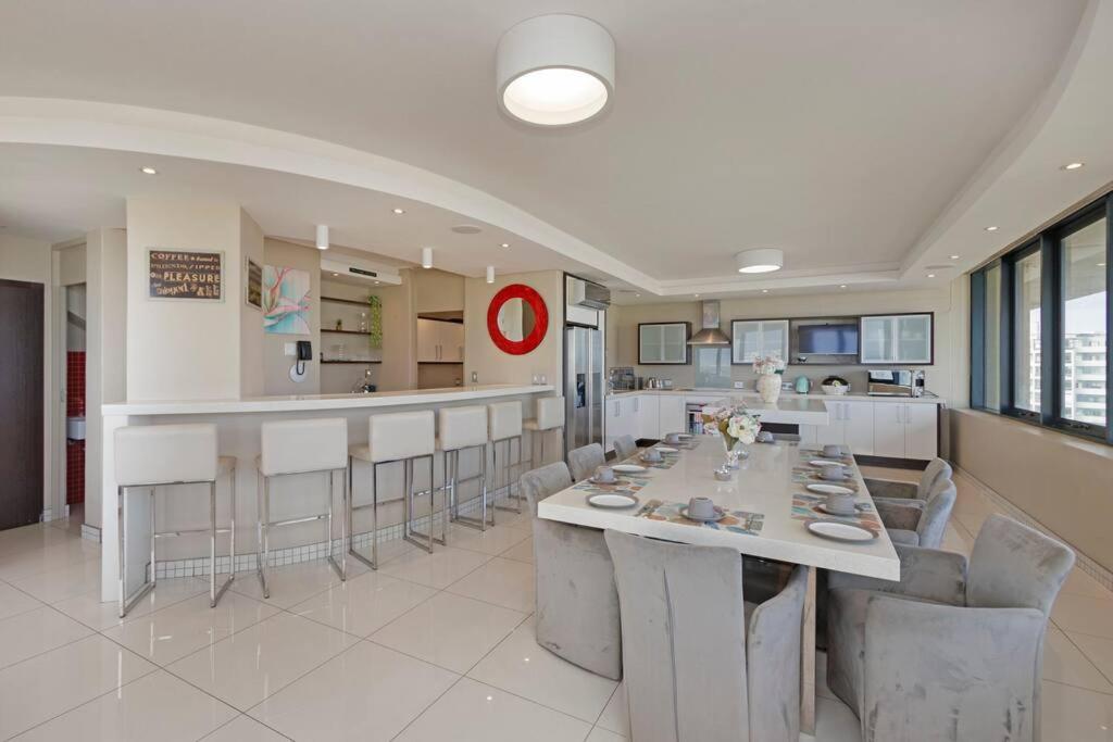 Grand Penthouse / Backup Power / Stunning view 4