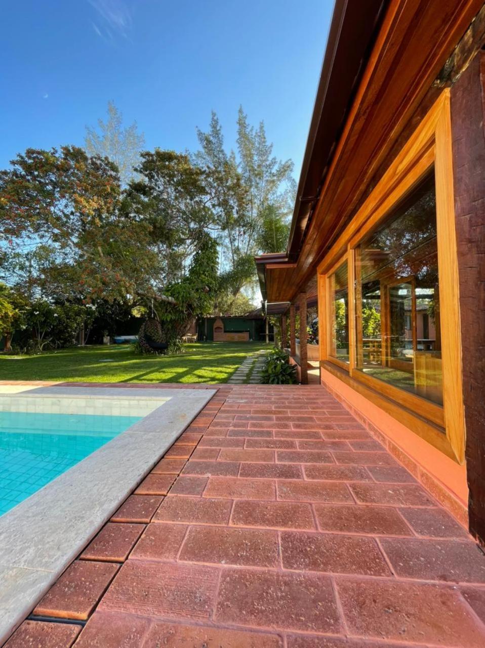 Luxury house w/fabulous garden next Geribá Beach