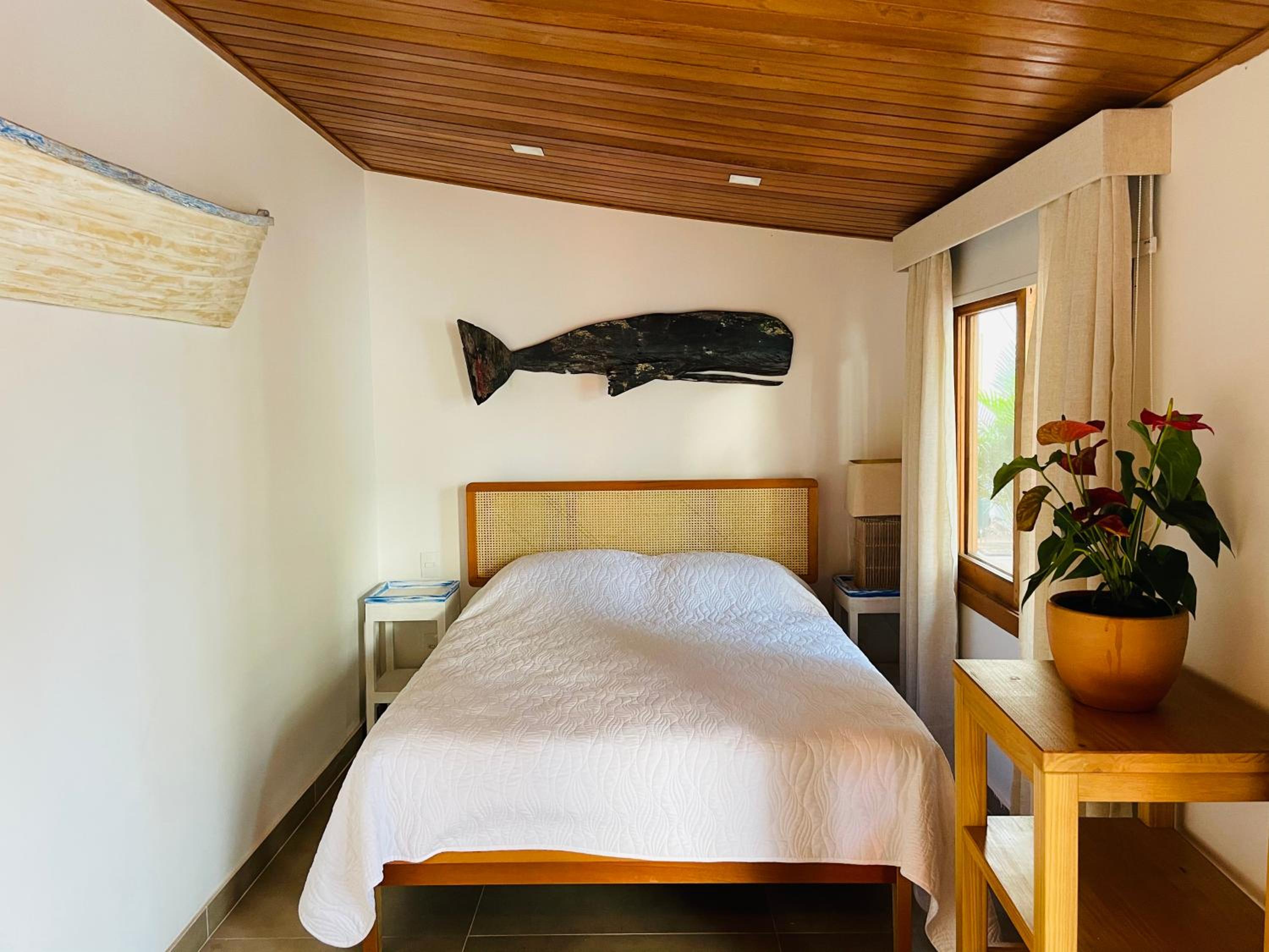 Luxury house w/fabulous garden next Geribá Beach