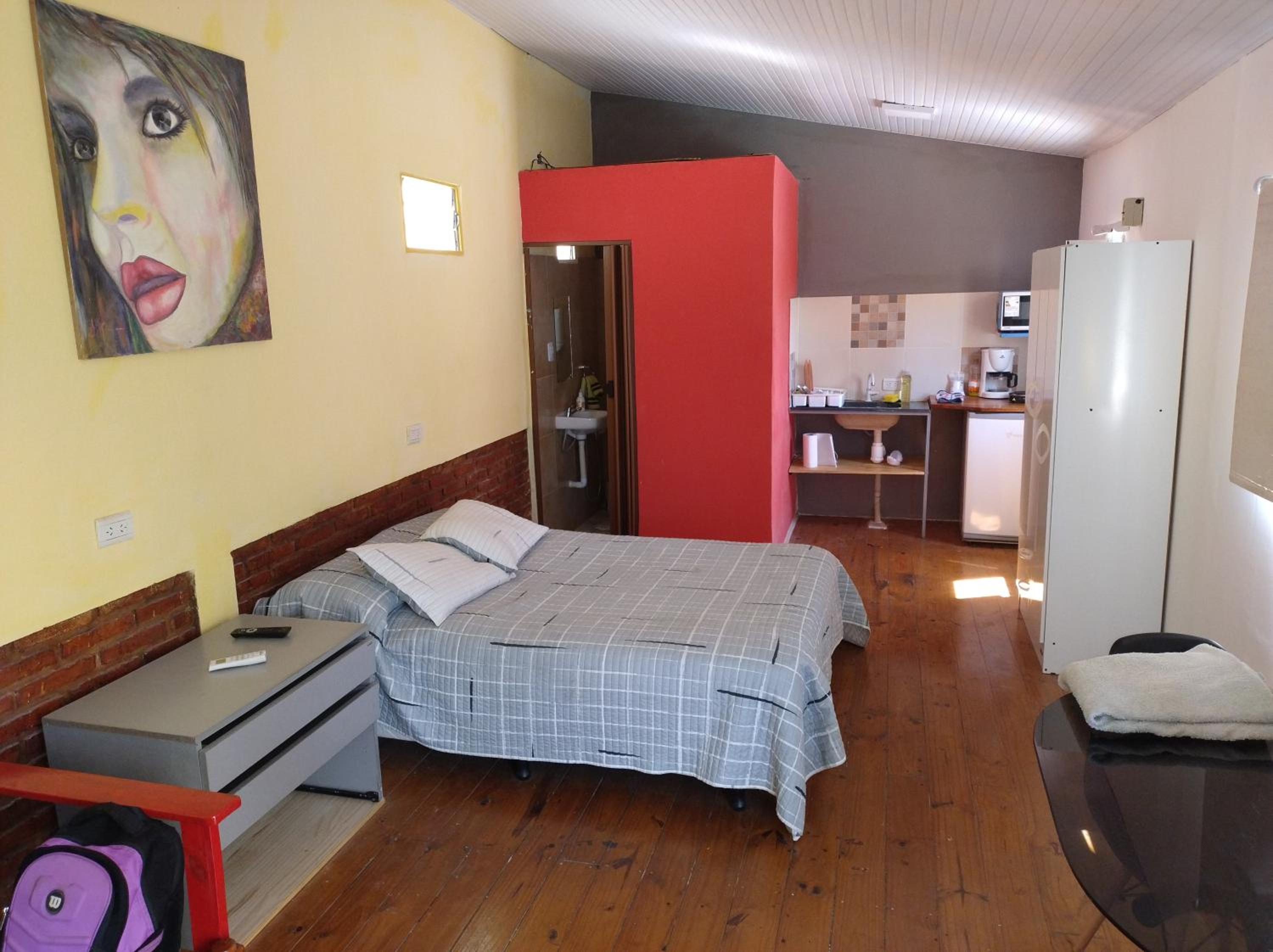 Departamento en 1•piso. centro. pileta