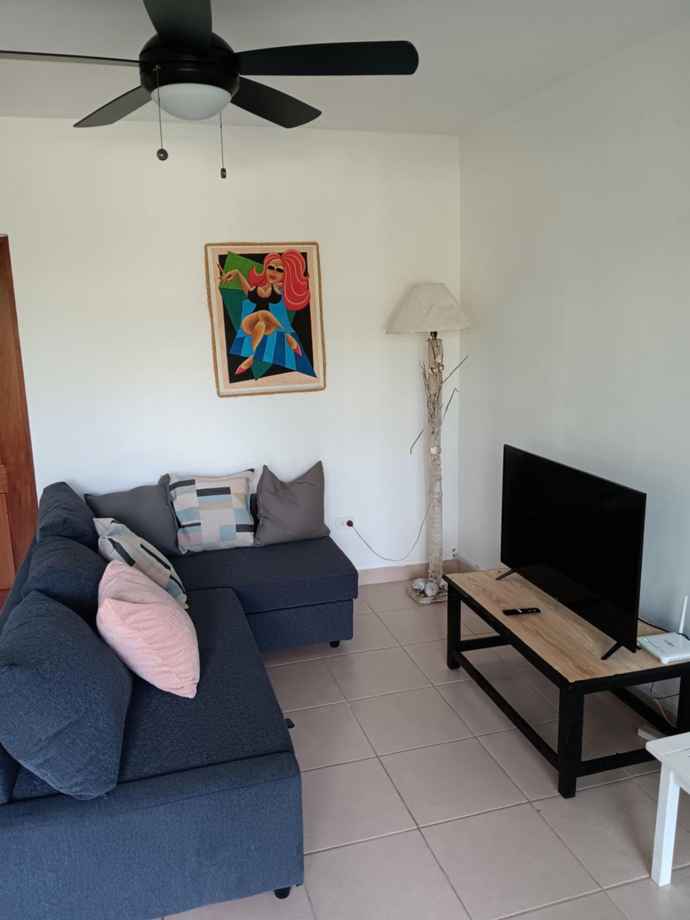 Bonita Village Beachfront Apt with Pool & Balcony