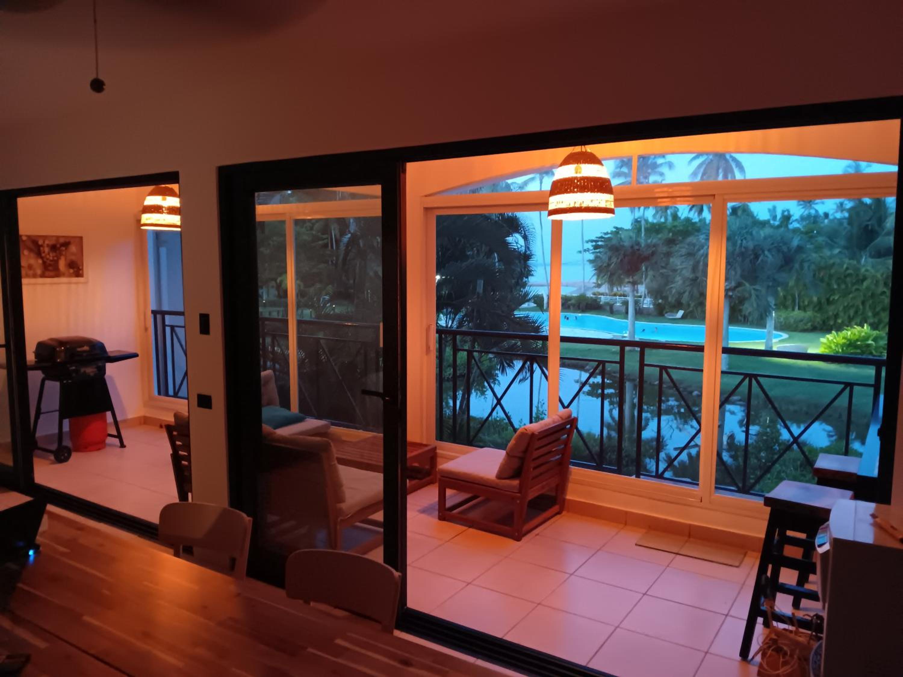 Bonita Village Beachfront Apt with Pool & Balcony