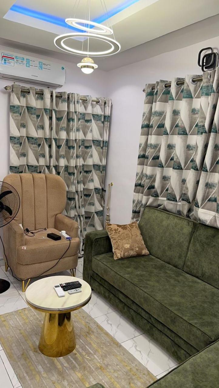 Bomi's Short-let and Apartments view 4