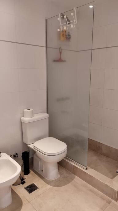 Zona Güemes-Piscina climatizada en verano-Hermoso 2 amb