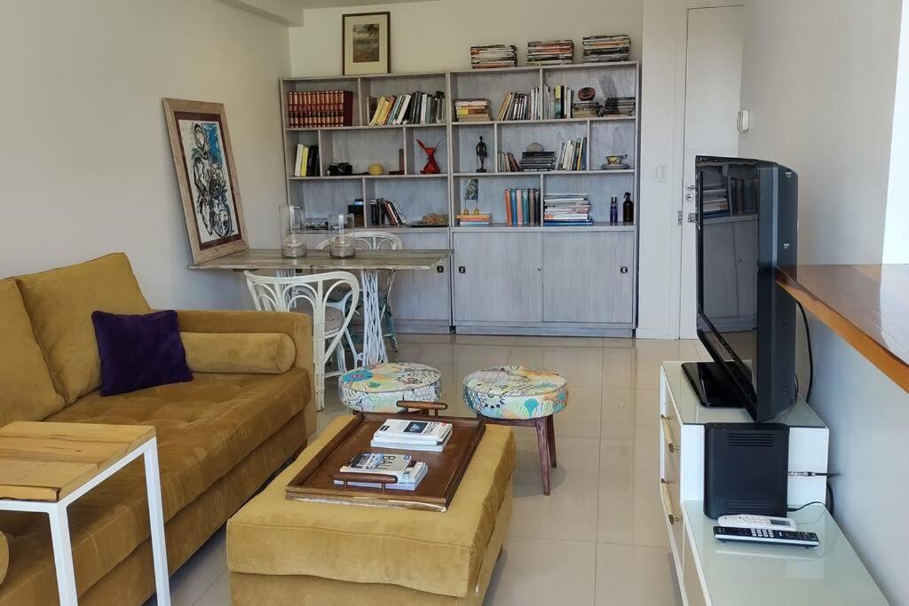 Zona Güemes-Piscina climatizada en verano-Hermoso 2 amb