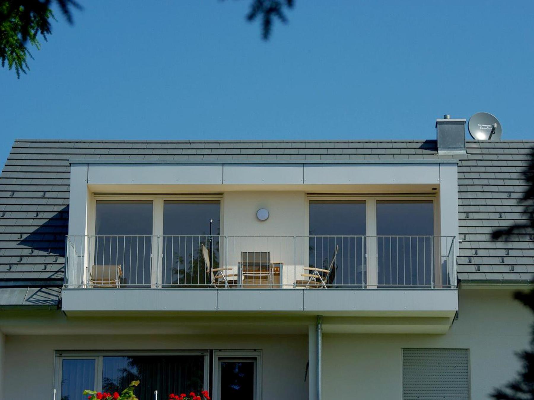 Ferienwohnung ZOOM - Stilvolle Wohnung mit Balkon in ruhiger Umgebung view 2