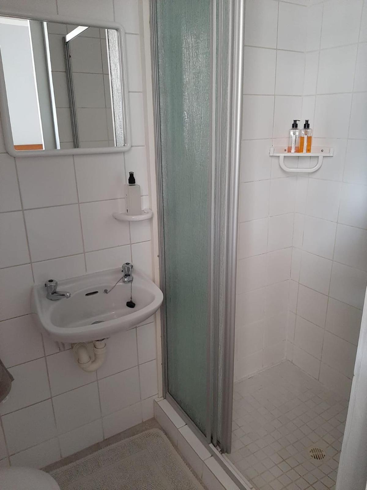 Photo 42