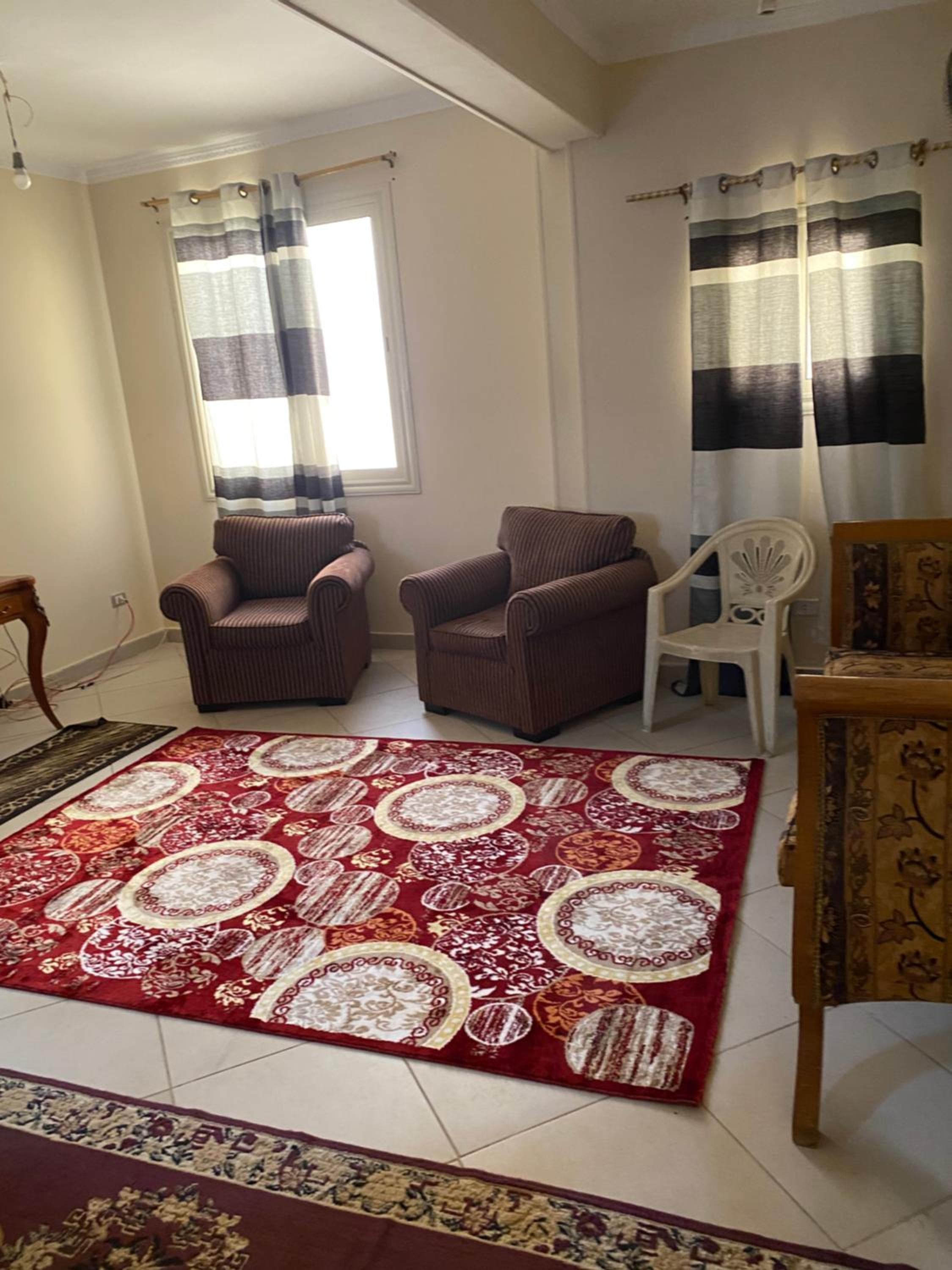 Sunny airport studio New Cairo