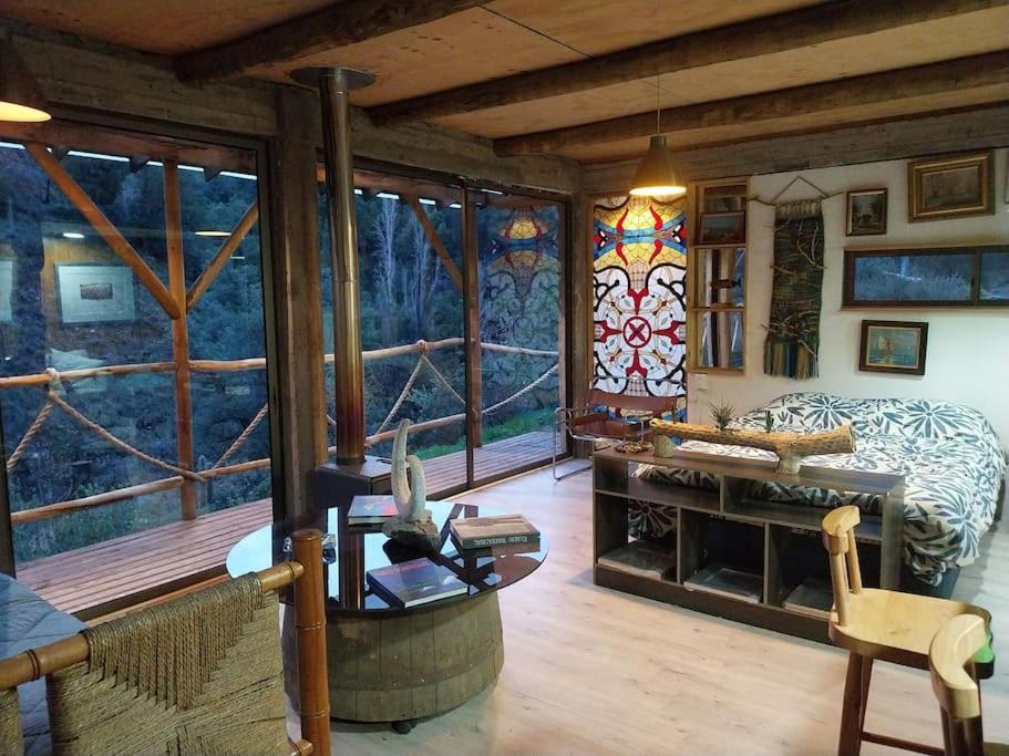 Arte Vitral Lodge - 4camas- aislada- terrazas -vista - piscina-sauna