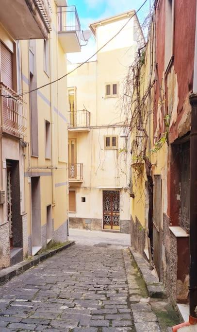 Mineo Townhouse with incredible views of Mt Etna view 2