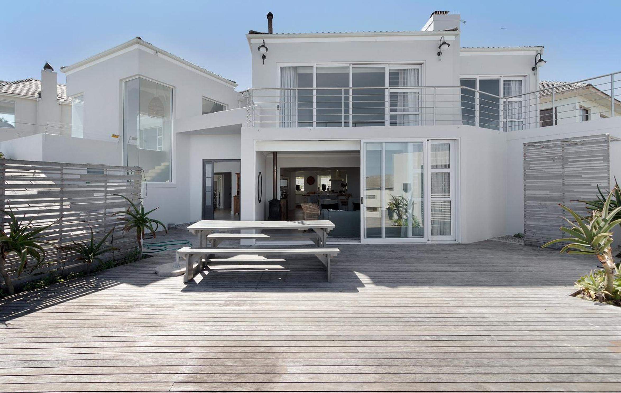 Villa by the Ocean, Blouberg Village view 5