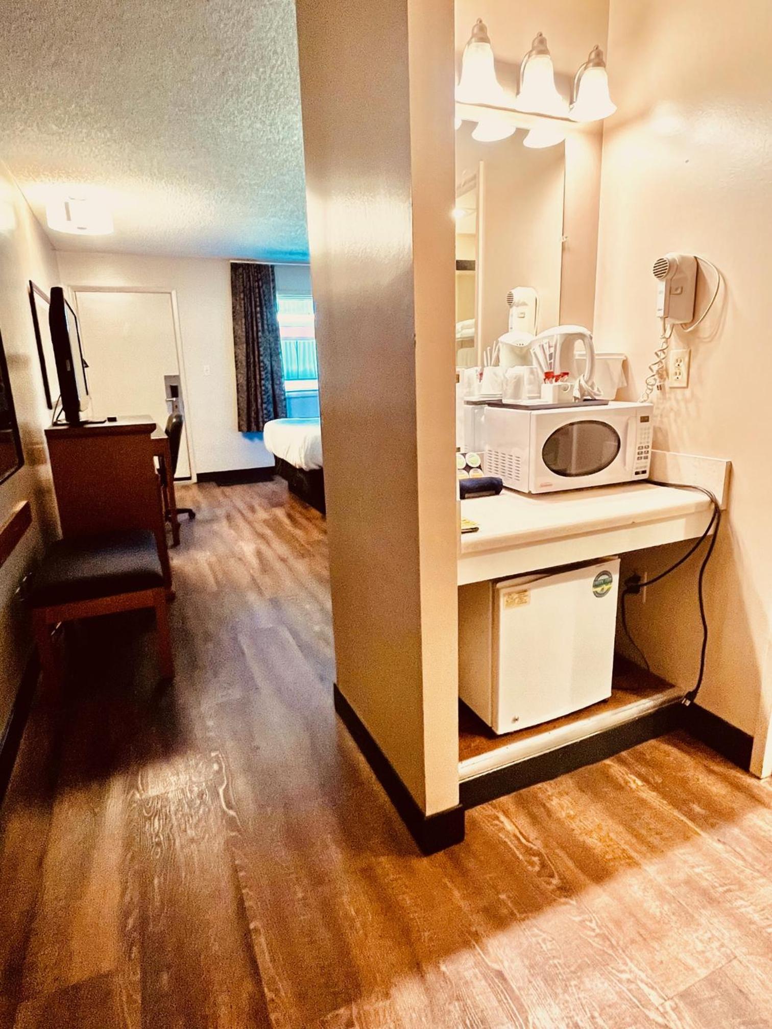 Royal Hotel Lloydminster
