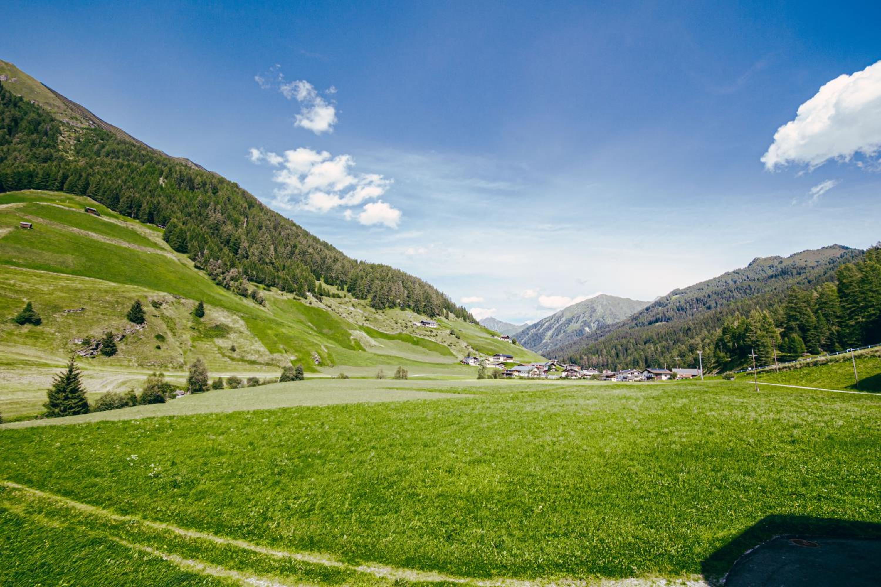 Nedererhof - Zimmer Alpenrose mit Gemeinschaftsküche