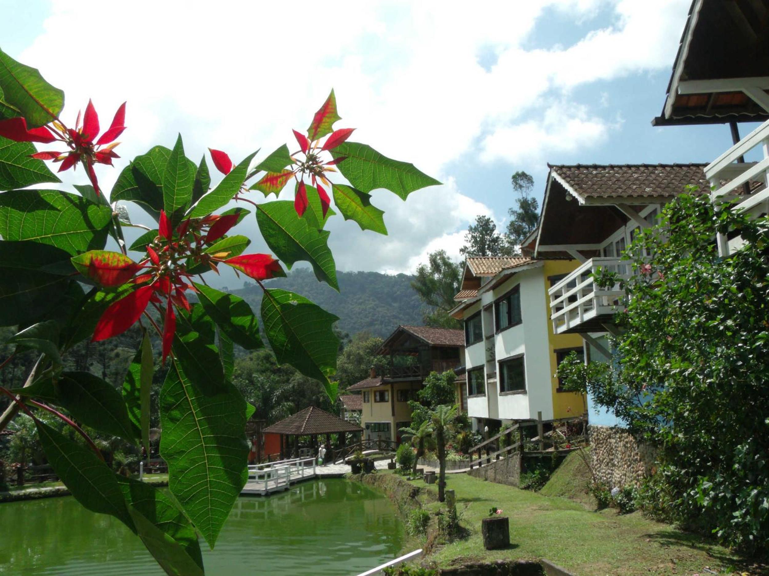Pousada Chalés do Lago