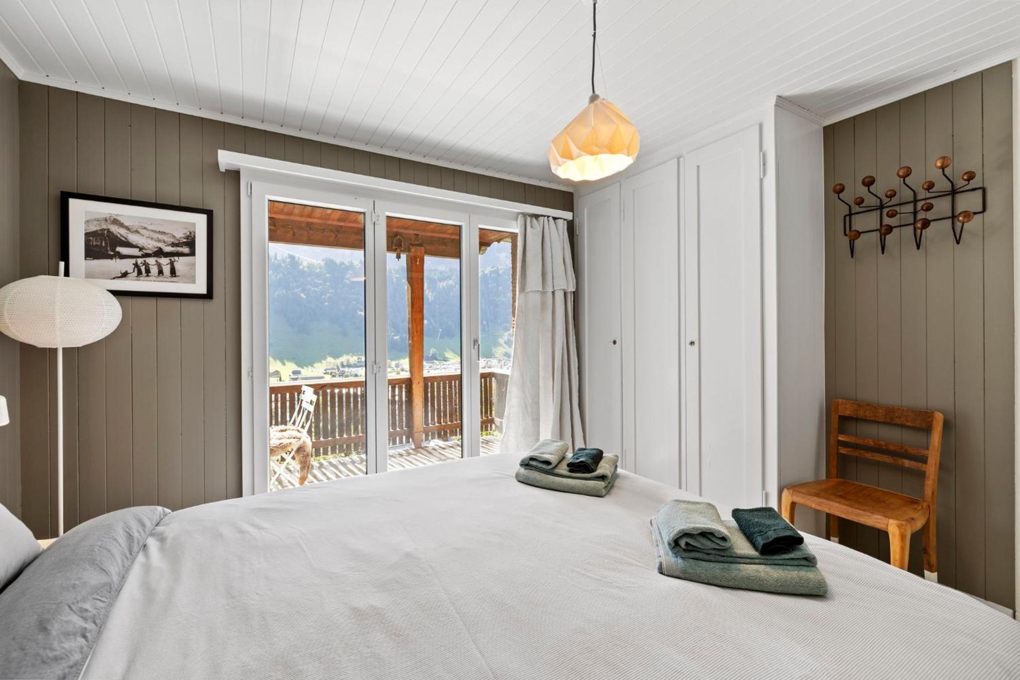 Sunny Design Chalet in Engelberg with spectacular view on Mount Titlis