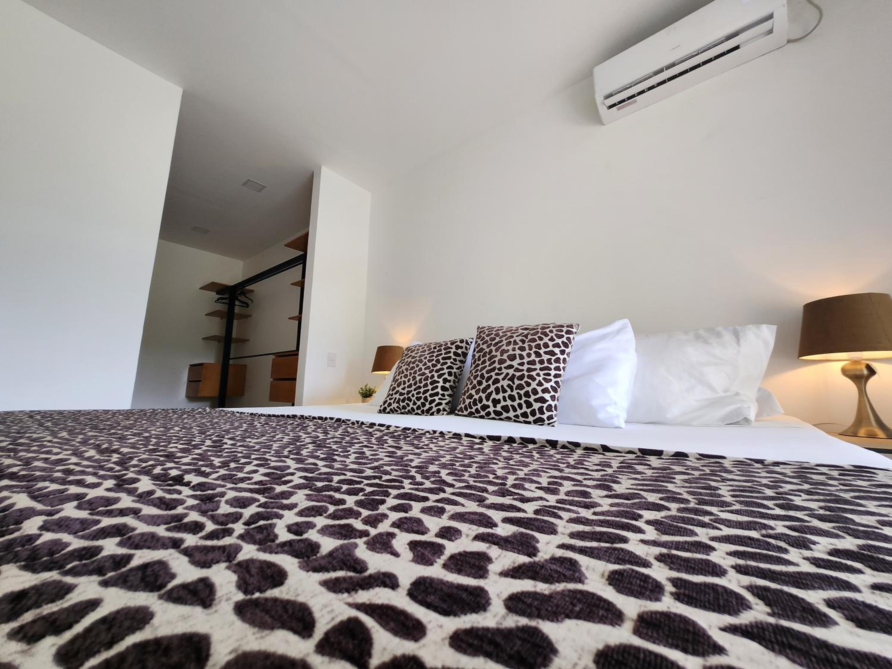 Amazonia Deluxe Lake Condo
