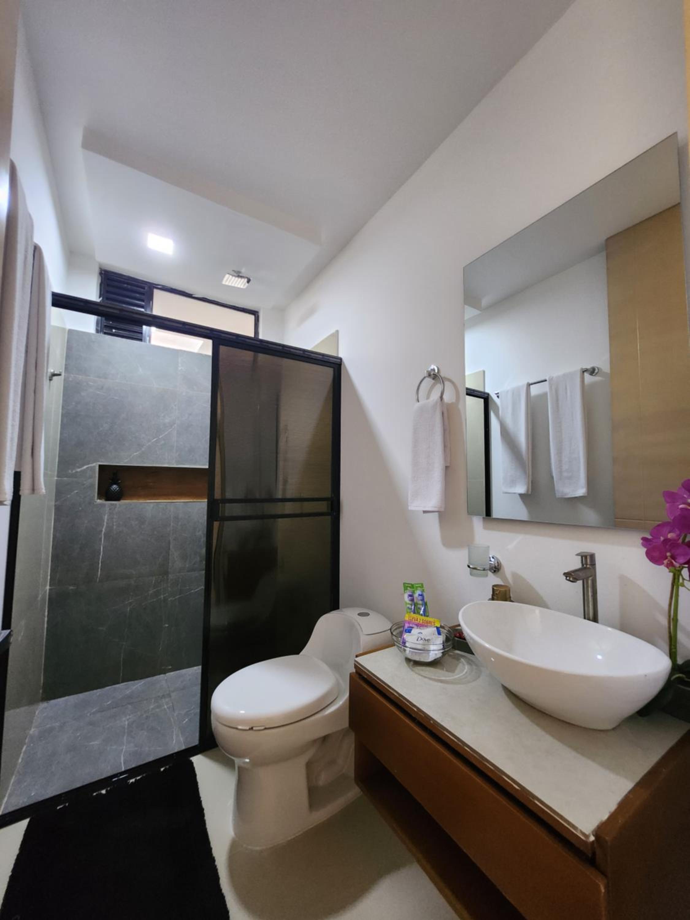 Amazonia Deluxe Lake Condo