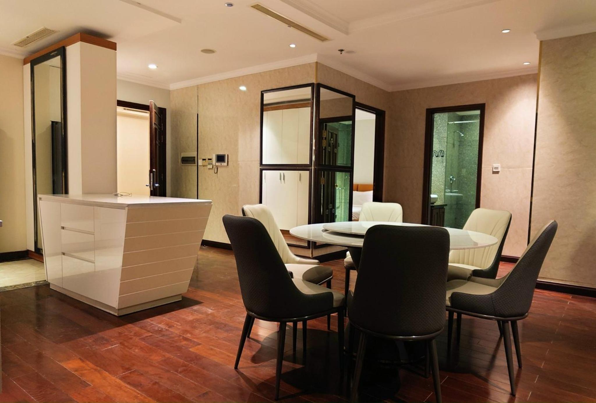 The Rixx Vincom Center