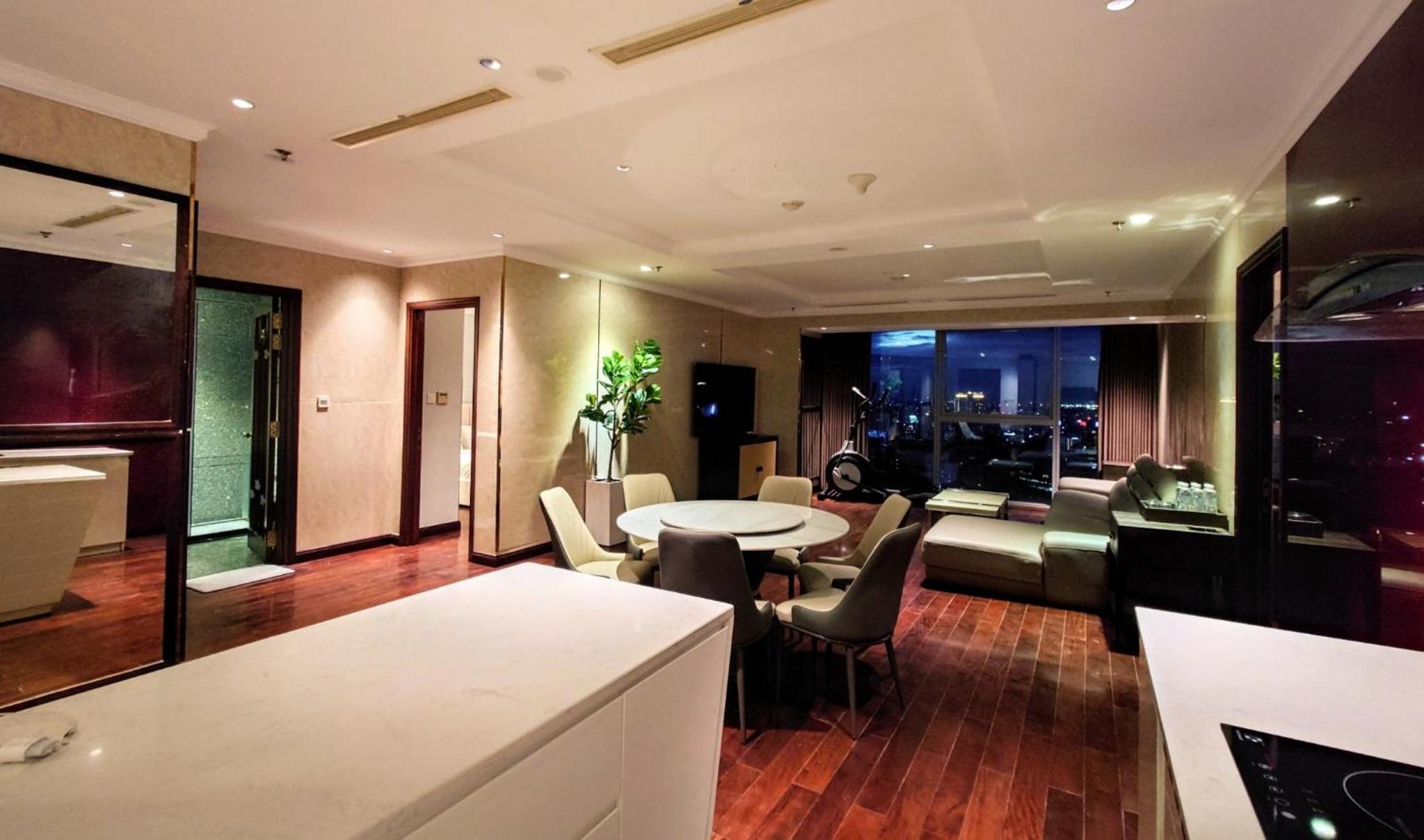 The Rixx Vincom Center