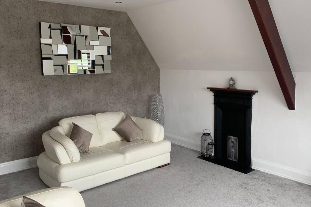 Fantastic 2 bedroom apartment view 3