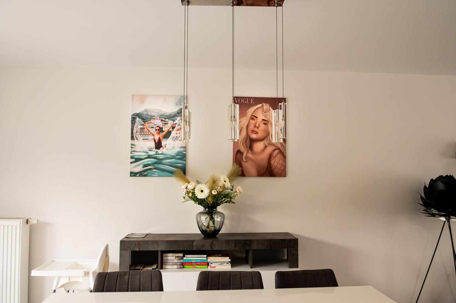 Chez Sabine et Eric Maison pour 6 personnes avec piscine chauffée et jacuzzi privé
