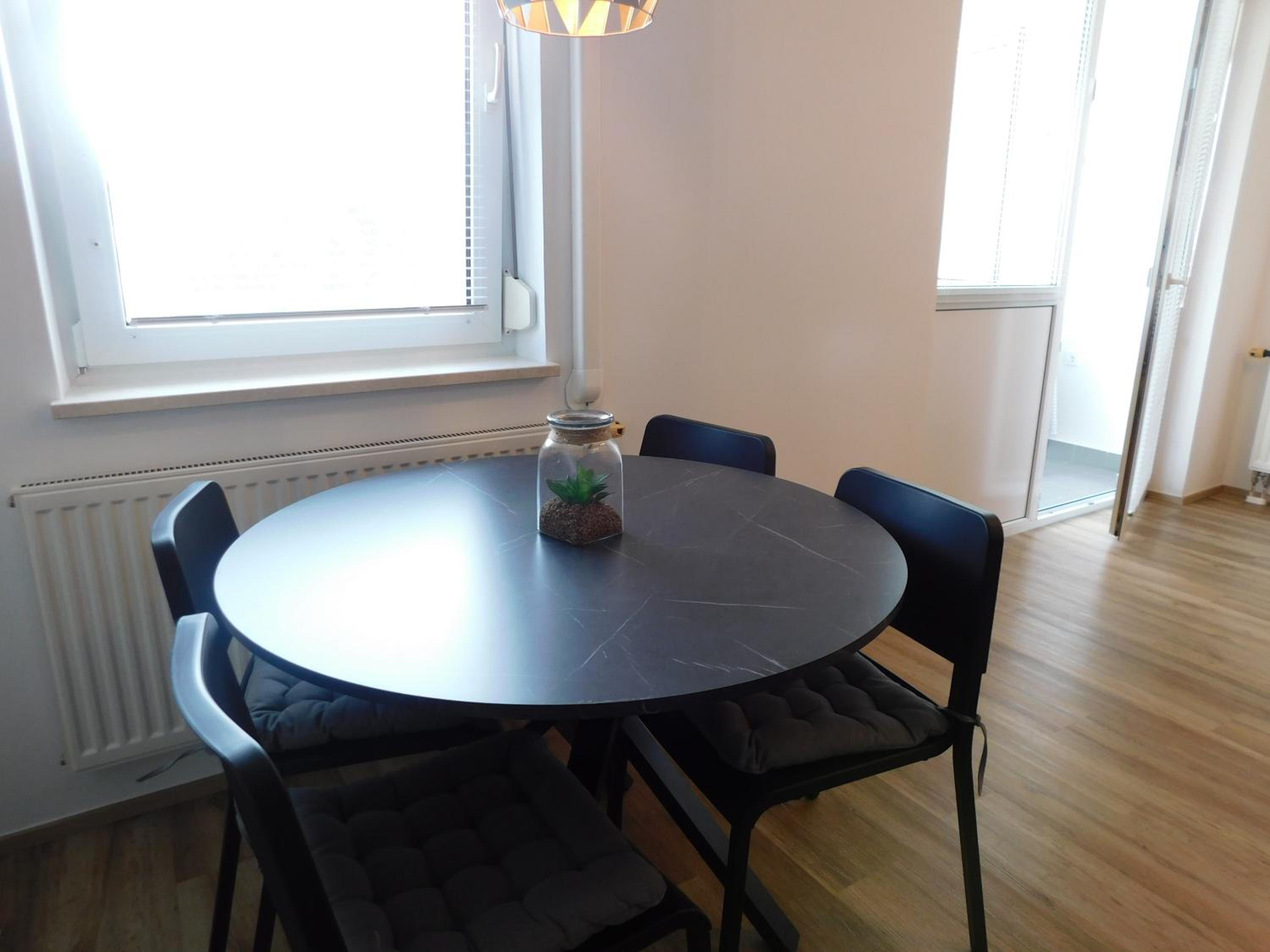 Elegant Apartment Poklukarjeva Street view 5
