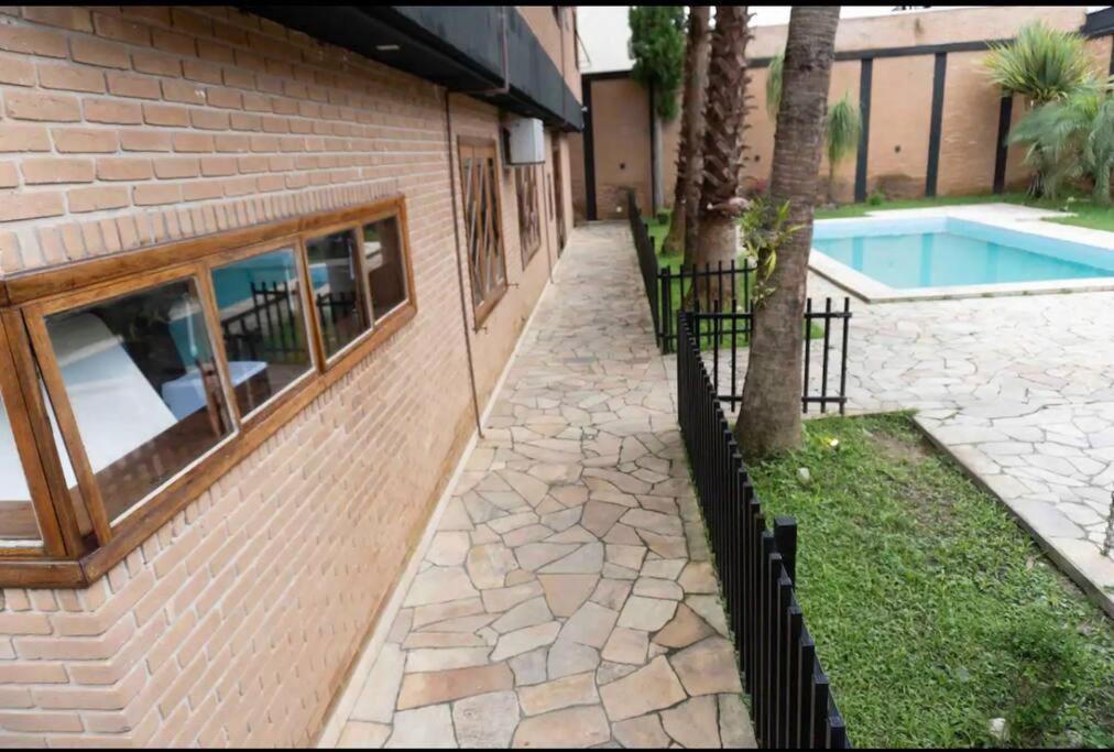 Casa c/ piscina (ler regras antes de reservar )