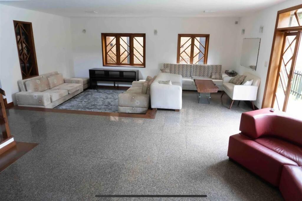 Casa c/ piscina (ler regras antes de reservar )