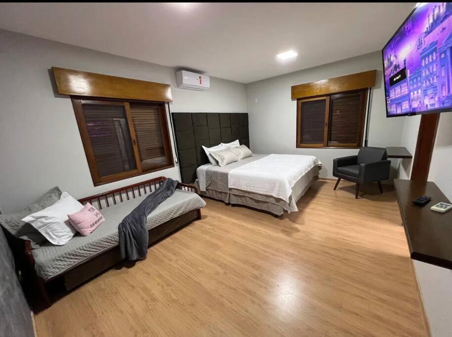 Casa c/ piscina (ler regras antes de reservar )