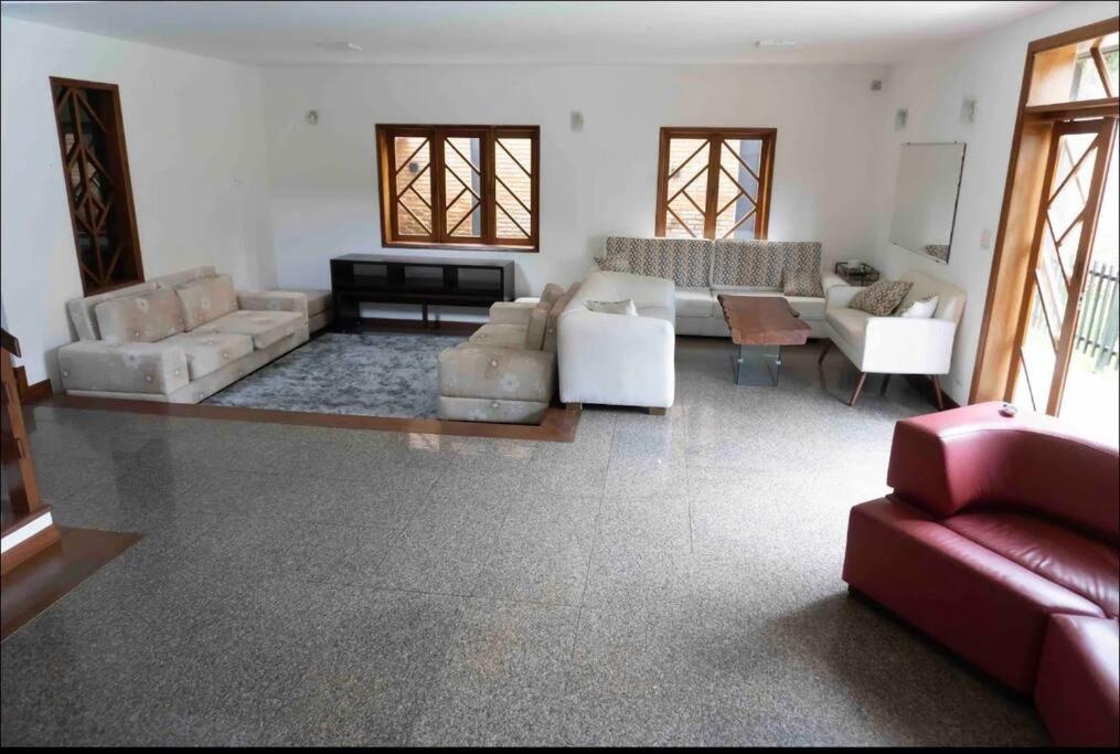 Casa c/ piscina (ler regras antes de reservar )