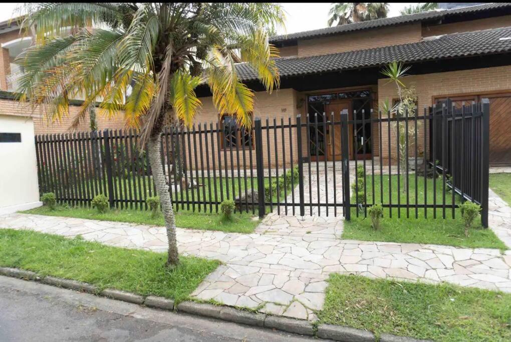 Casa c/ piscina (ler regras antes de reservar )