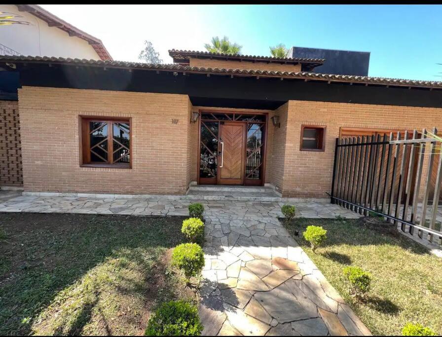 Casa c/ piscina (ler regras antes de reservar )