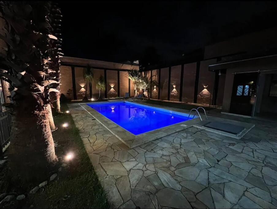 Casa c/ piscina (ler regras antes de reservar )
