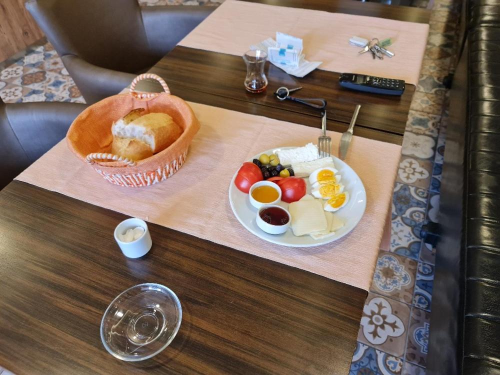 Derpa Otel - Image 31