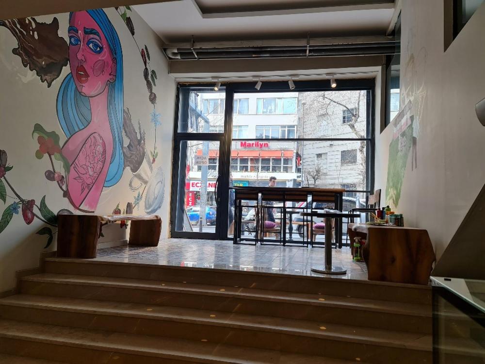 Derpa Otel - Image 28