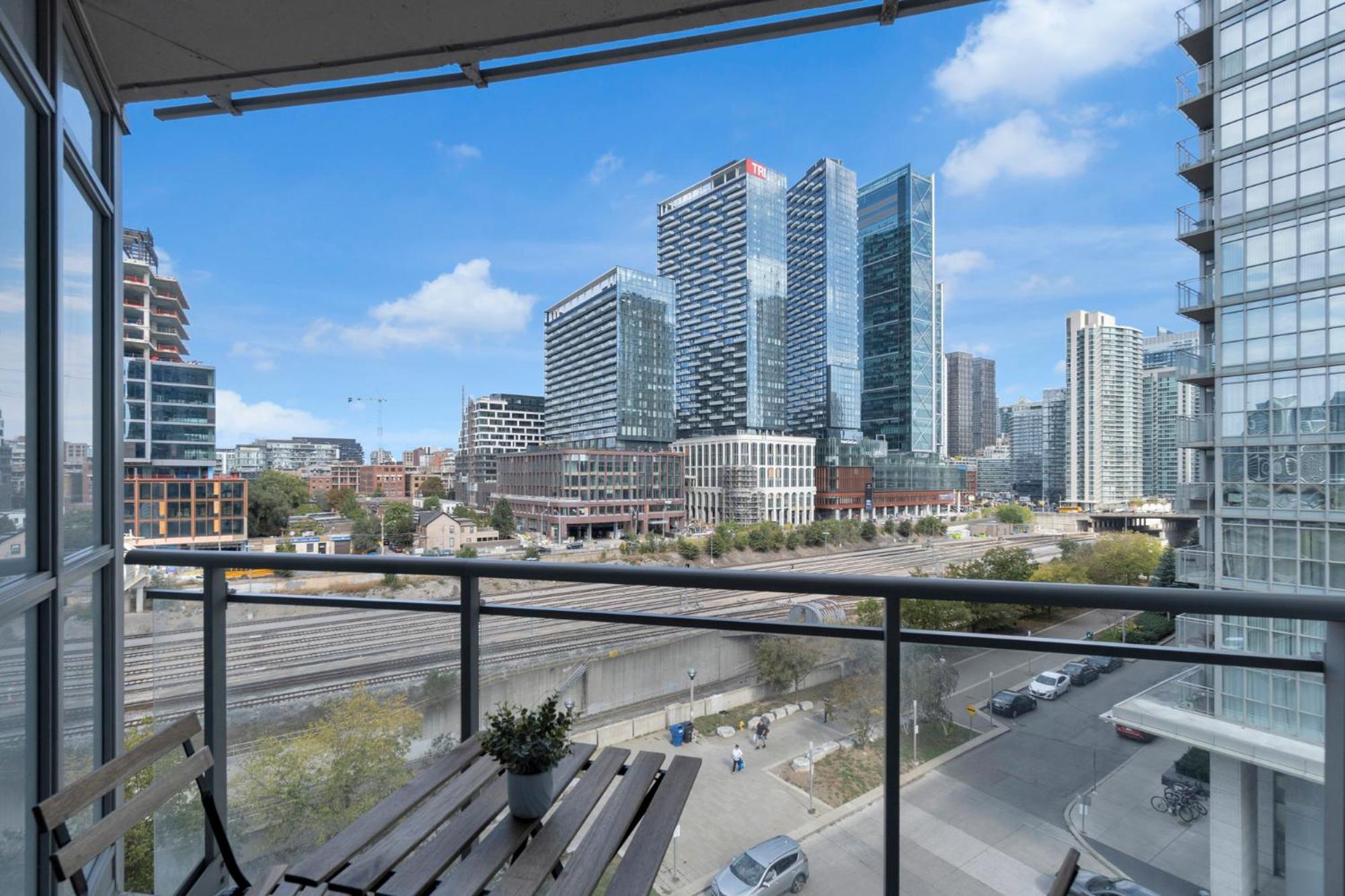 Metro Zen - CityPlace - Luxury 1BR