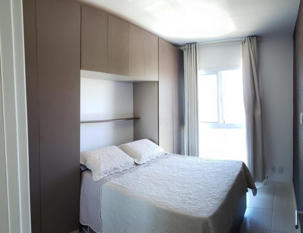 Apartamento moderno, equipado e confortável