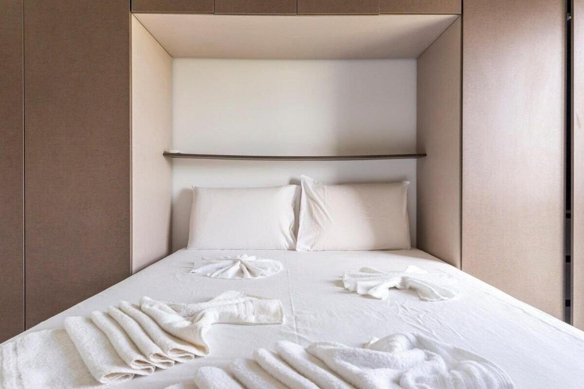 Apartamento moderno, equipado e confortável