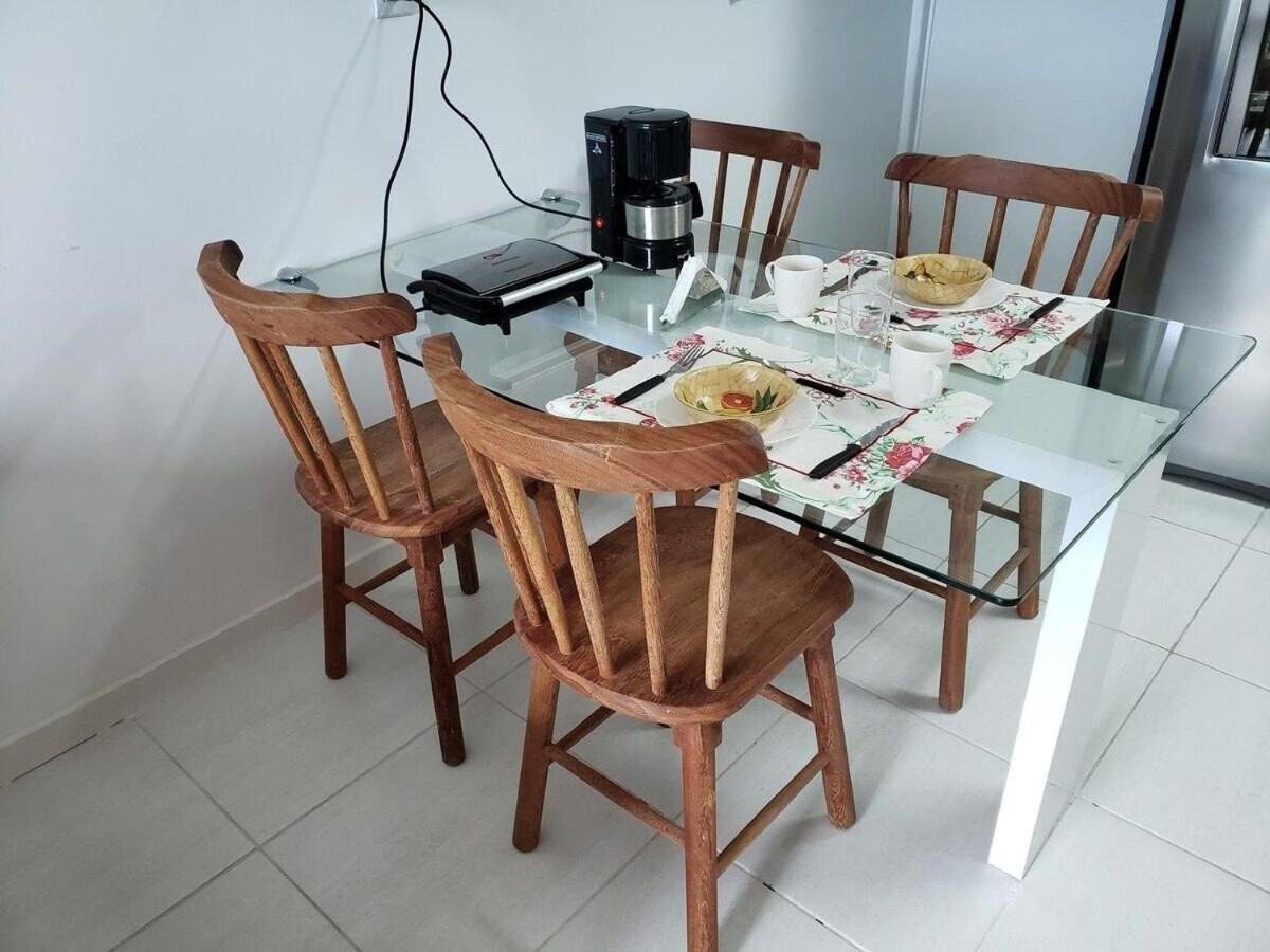 Apartamento moderno, equipado e confortável