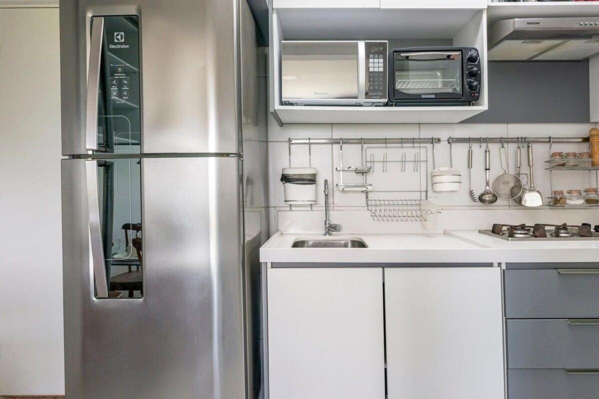 Apartamento moderno, equipado e confortável