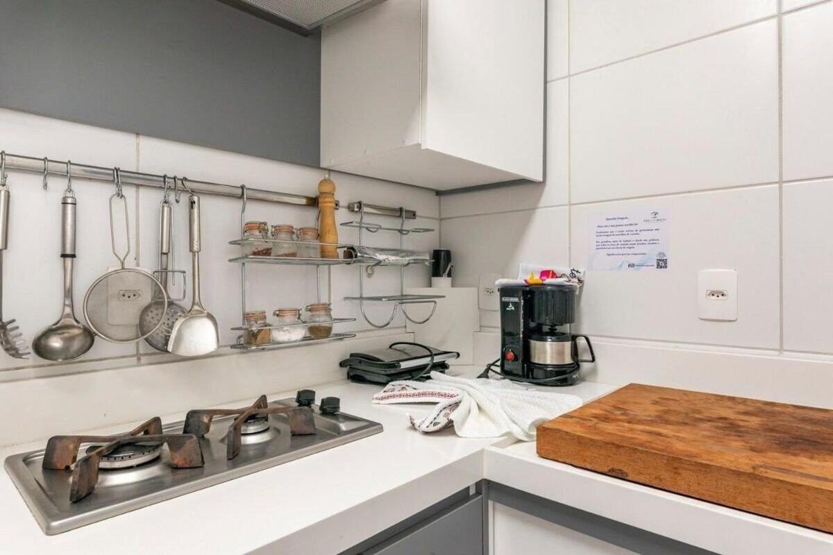 Apartamento moderno, equipado e confortável