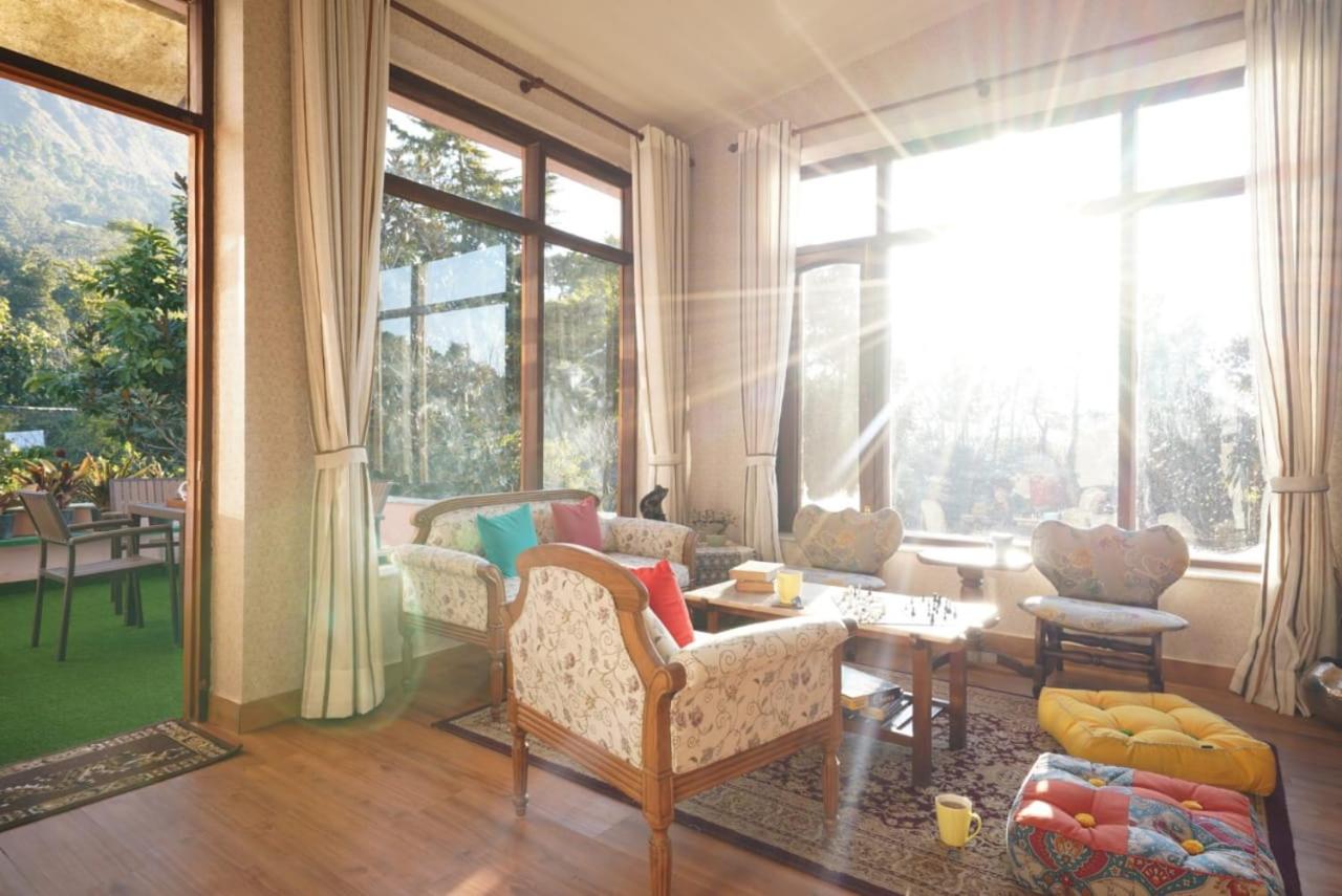 Sanjwat Homestays Bhimtal - Largest 5BR Luxury Orchard Villa view 2