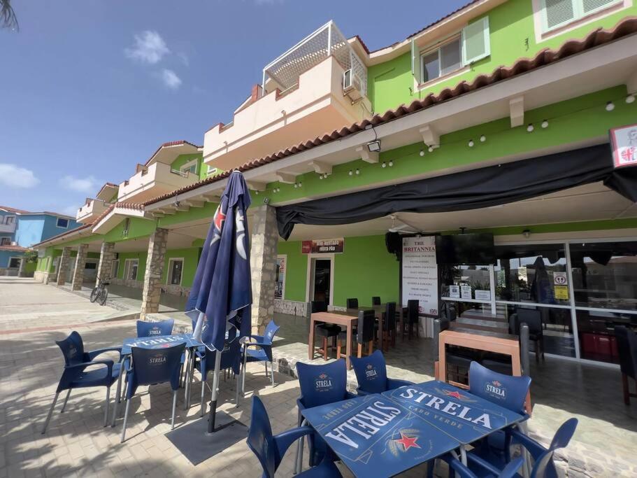 Cozy Apartment with Pool, near Beach and Center