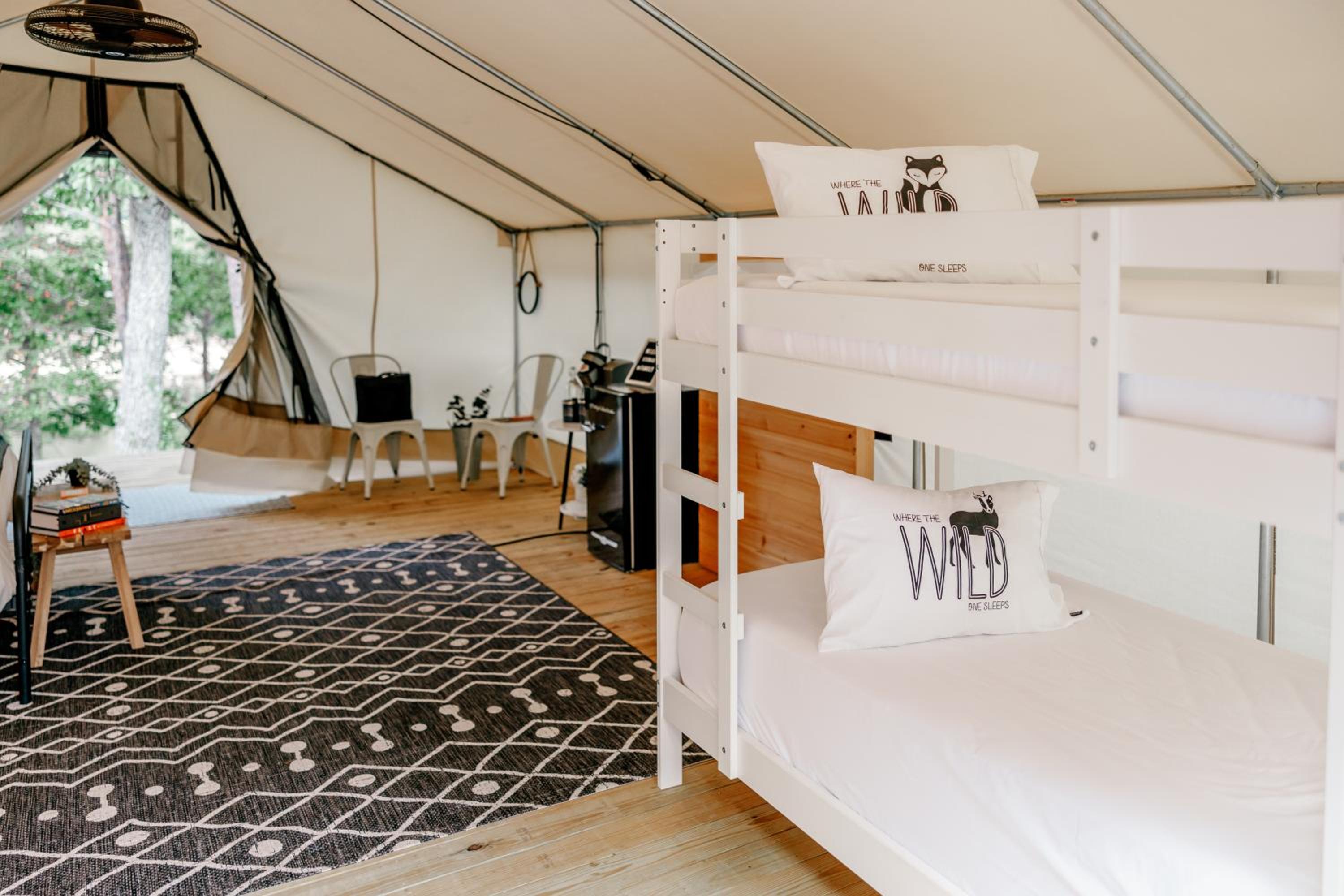 Luxury Spacious Glamping with Lake View - Property Image 46