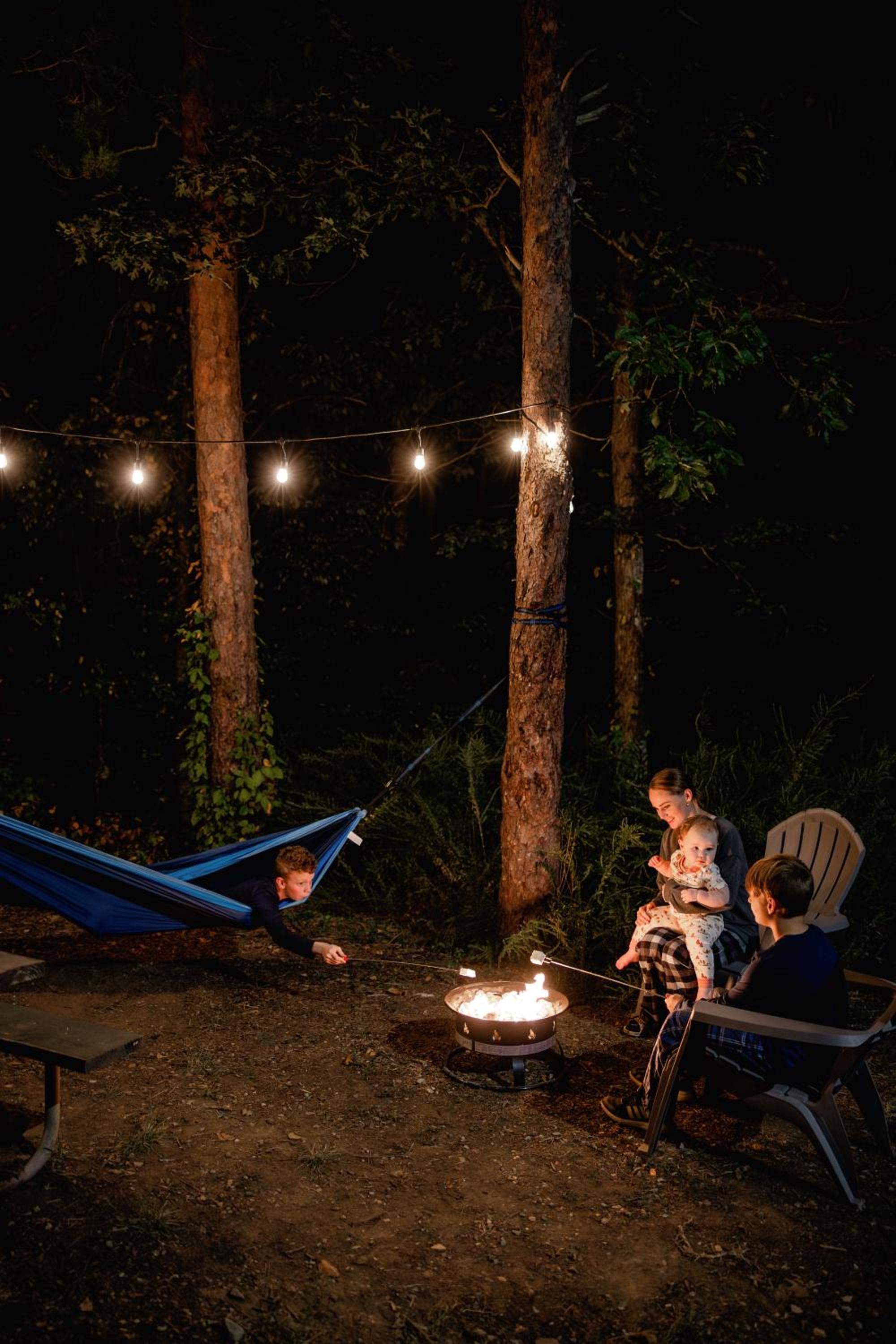 Luxury Spacious Glamping with Lake View - Property Image 15