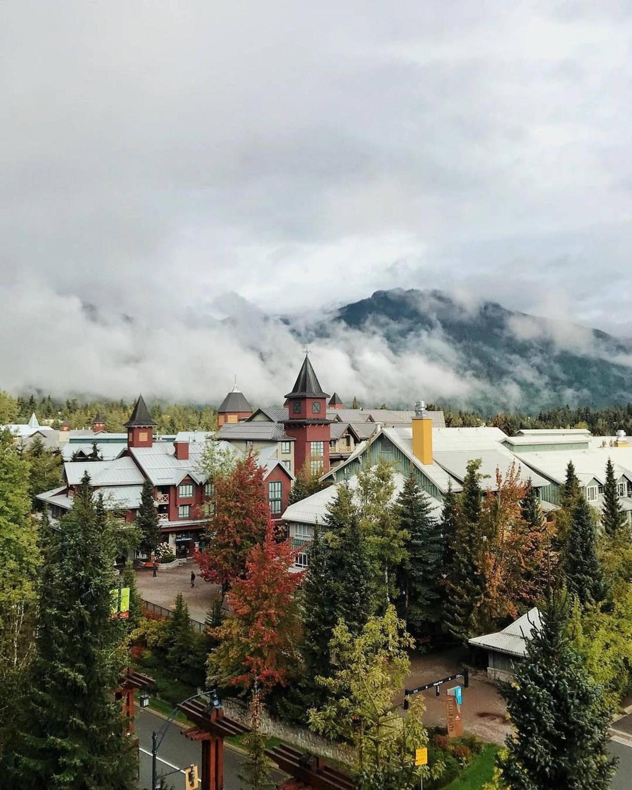 Mountain view walk to all in Canmore Canada