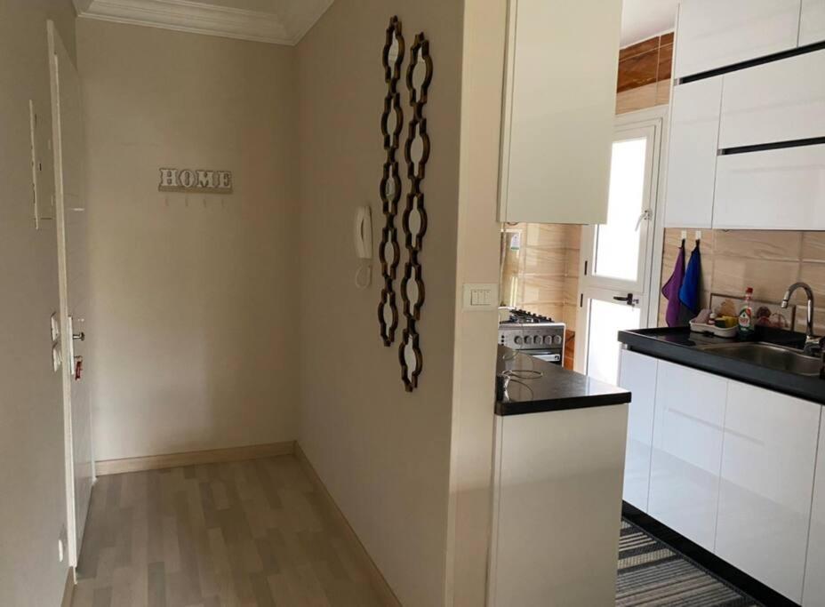 Ultra modern & super cozy apartment wz a private garden view 4