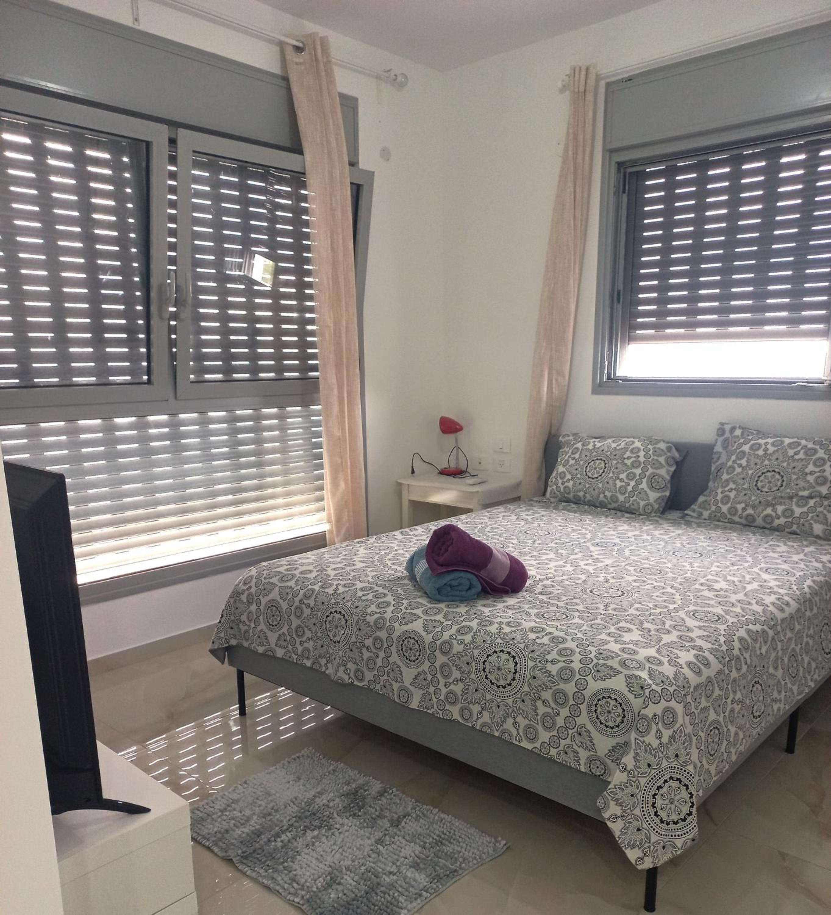 Unique Luxurious New 4BR near Beach