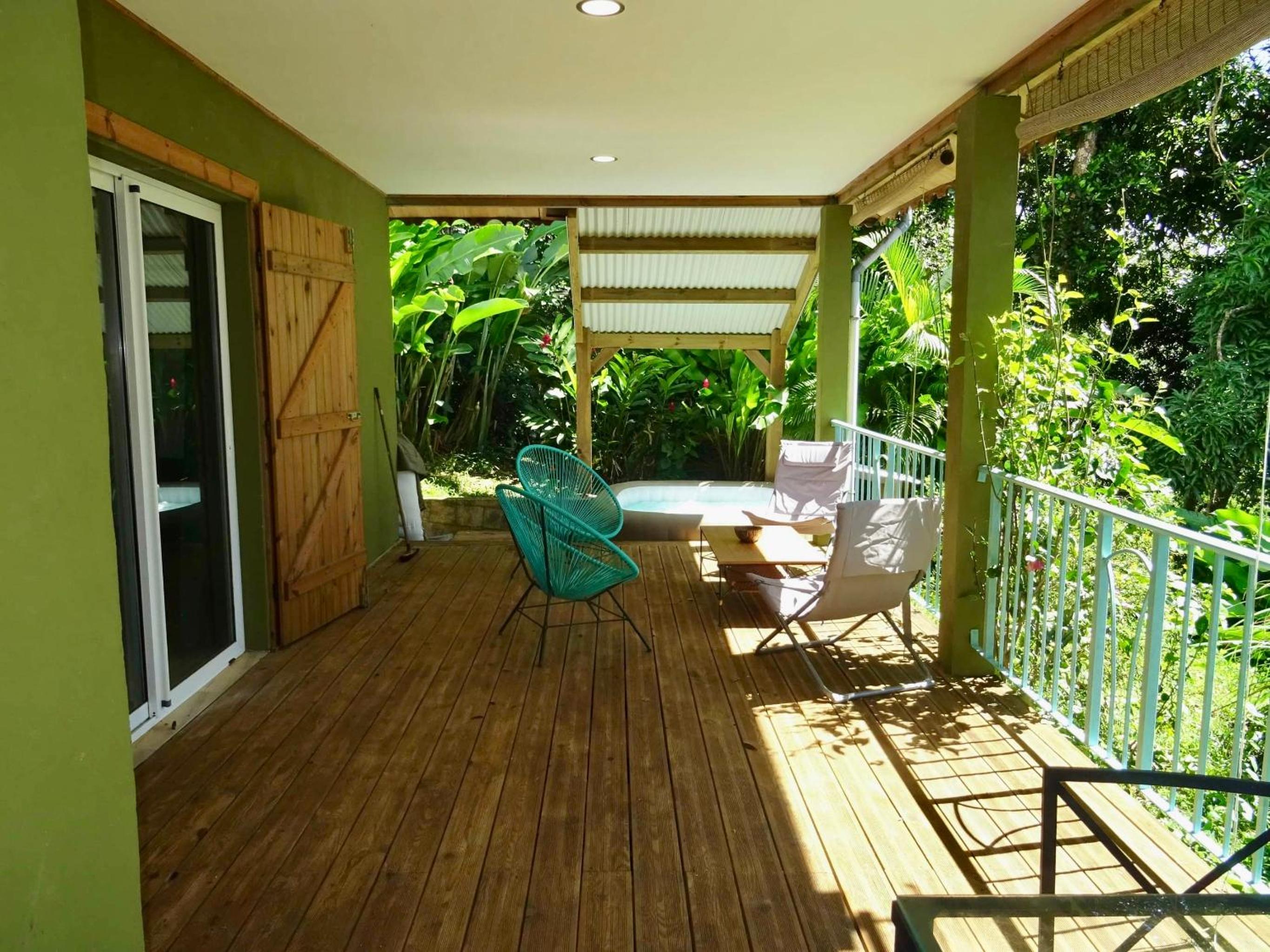 Bungalow DOUROU